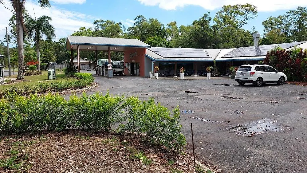 Speewah Country Tavern Hotel